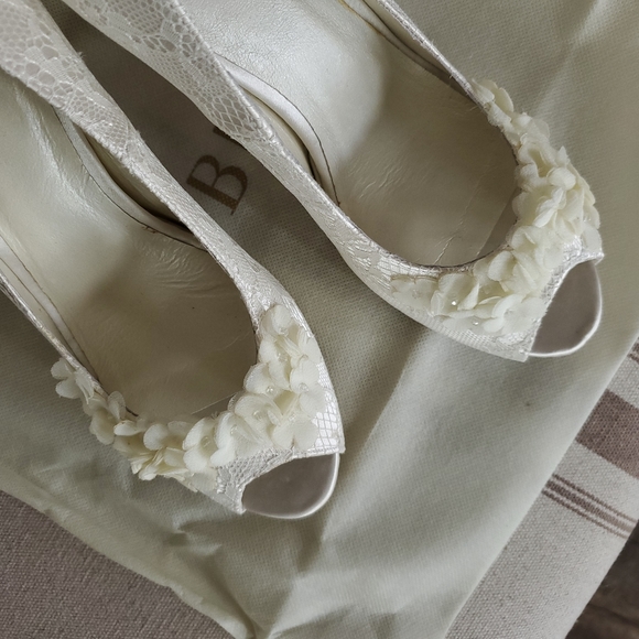 Menbur Novia REA Women's Ivory Heels Wedding Bridal Floral Lace Size 9 - Picture 14 of 17